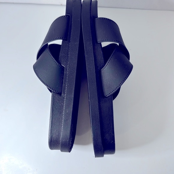 Black Slide Sandals with Buckle Size 7/8 Waterproof Slip On - Picture 6 of 8